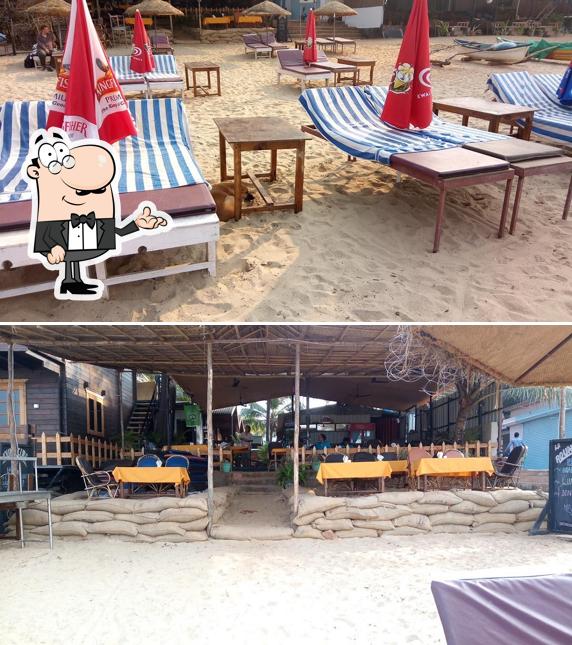 The interior of Rocky's Roundcube Beach cafe
