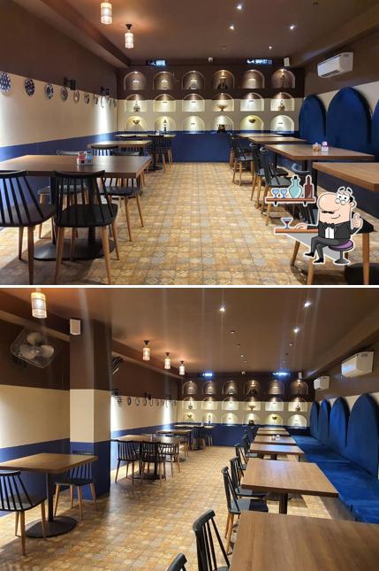 The interior of Desi Tadka