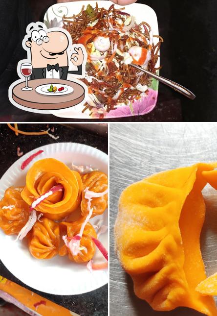 Food at Dev Fast Food