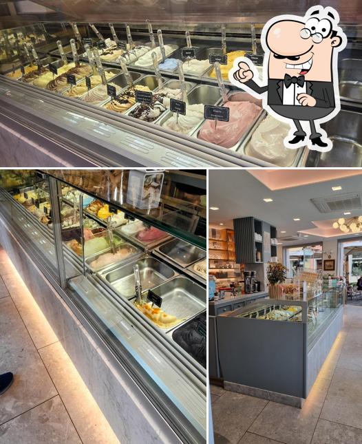 La interni e cibo del ristorante