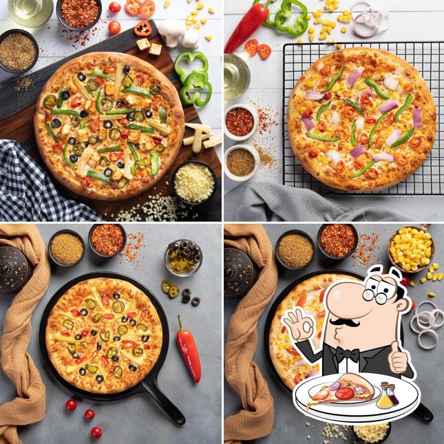 Order pizza at Pizza Galleria Hansi