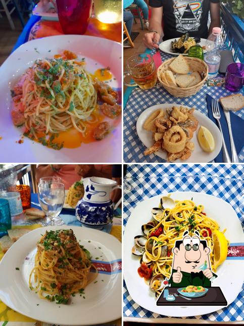 Platti al osteria dei murales