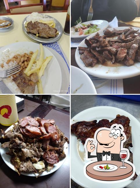 Comida em Churrascaria Franboi