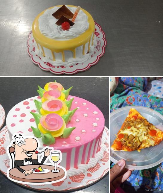 Food at Cakes & Bakes