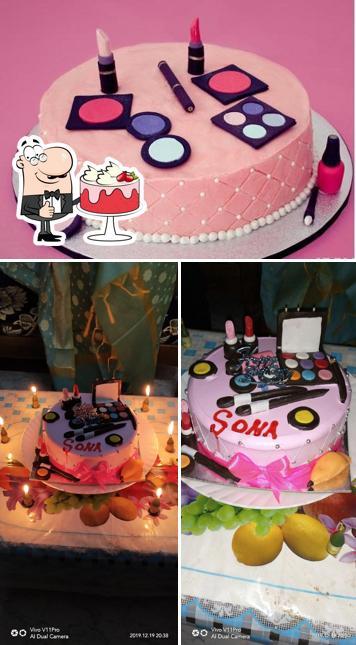 Look at the photo of Fresh'n'Fresh Bakery