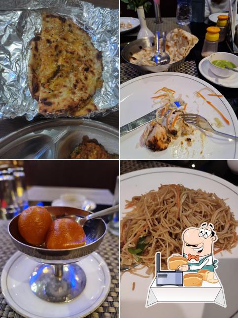 Garlic bread at Van Bhojan Restaurant