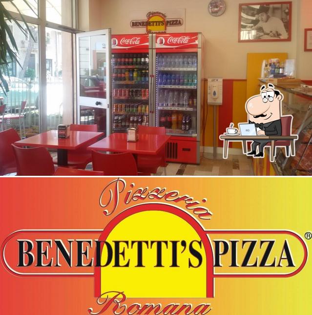 Dai un'occhiata agli interni di Benedetti's Pizza