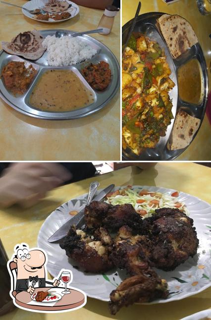 Get meat meals at Jyoti Cafe