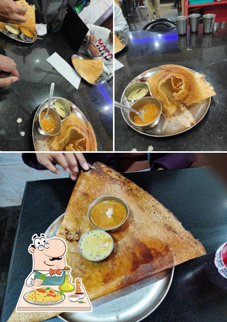 Food at Radhika Chettinadu Hotel