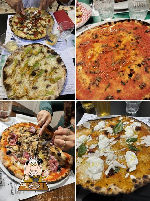 Scegli tra le svariate varianti di pizza