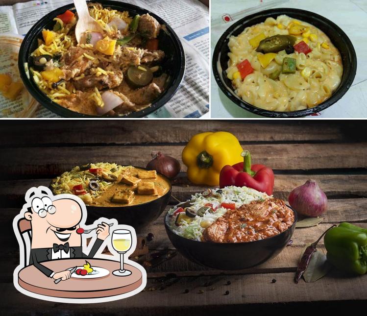 Food at The Good Bowl
