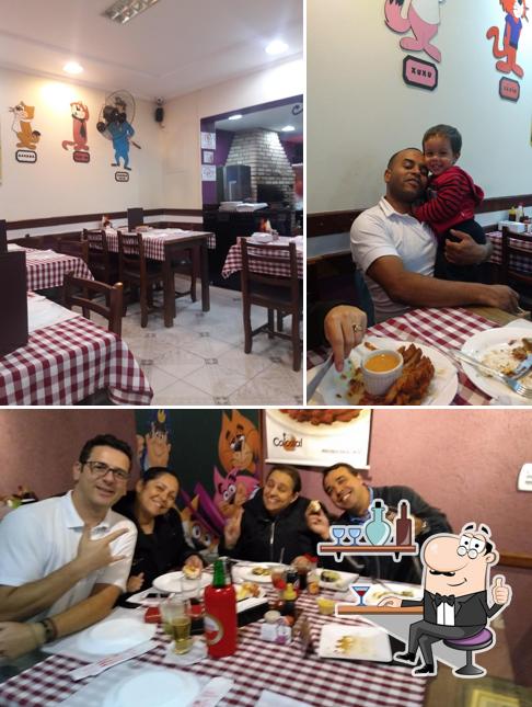 Veja imagens do interior do Manda Chuva Espetos