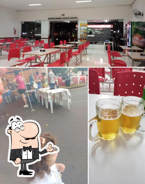 Veja imagens do interior do Companhia Do Lanche