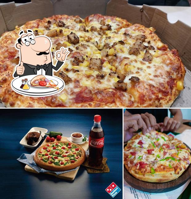 Order different kinds of pizza
