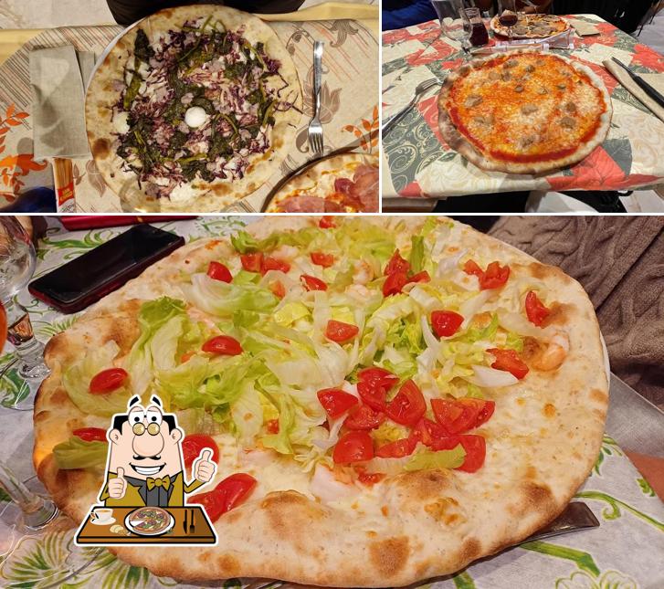 Ordina una pizza a Ristorante Pizzeria Rio Verde