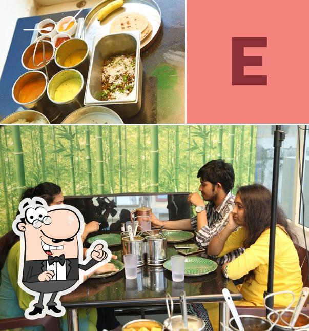 The photo of interior and food at Eat Fresh