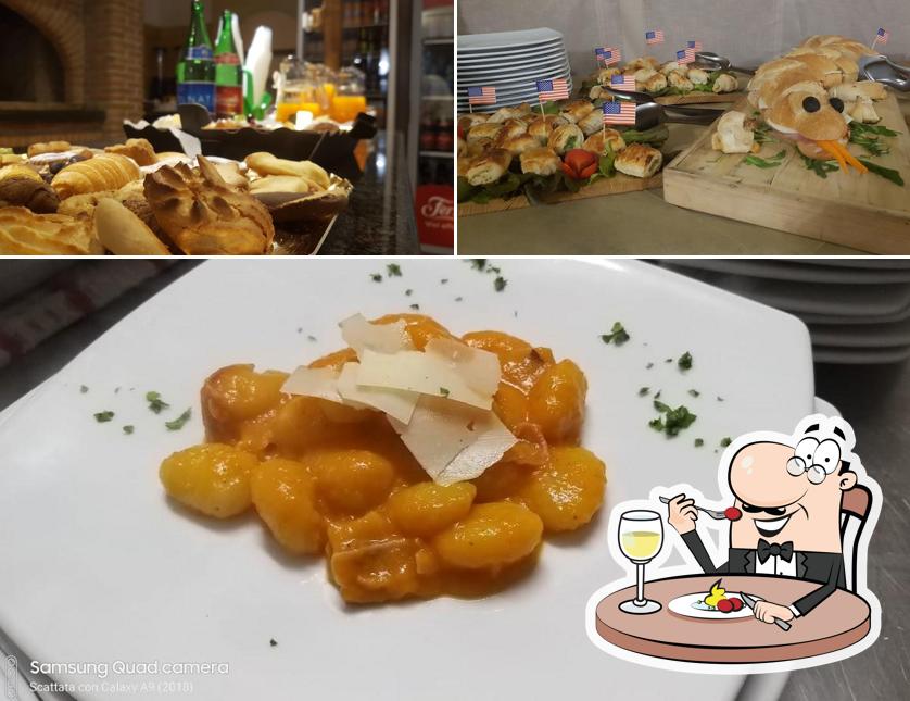 Cibo al Antica osteria "LA MACCHIA"