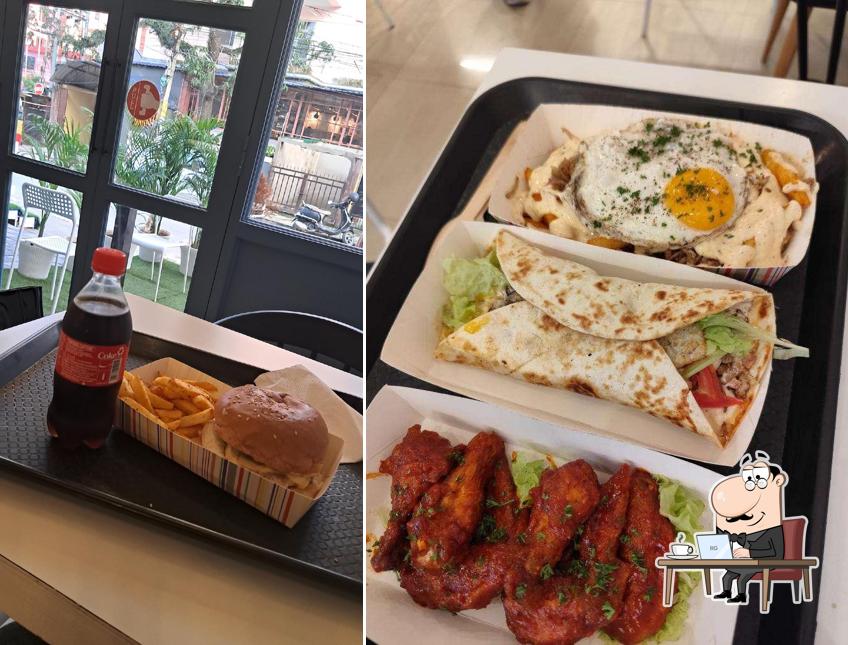 Check out how O.S.K. Burgers looks inside