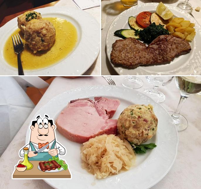 Ordina i piatti di carne a Cavallino Bianco / Weißes Rössl