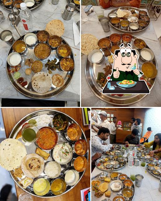 Food at Rajasthani Rajwadi Thali