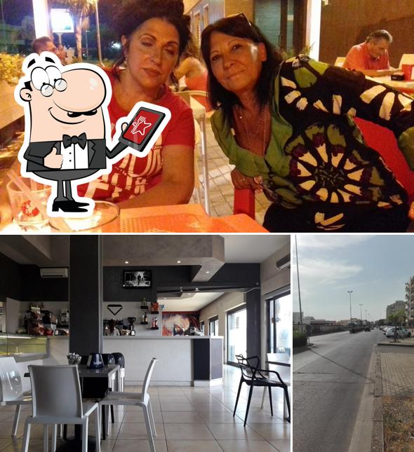 Gli esterni di Bar Trilogy