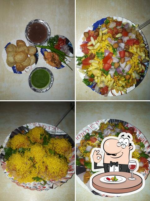 Meals at Sonu Chaat Centre