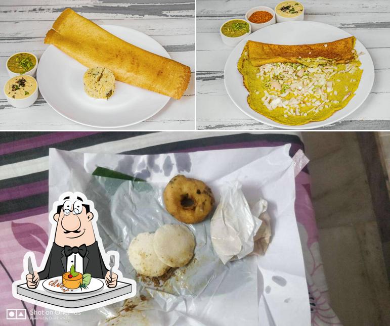 Food at Shankar Tiffin Centre