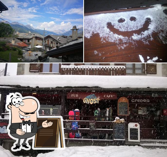 Goditi la vista dagli esterni di Ghost Bar Goditi la vista dagli esterni di Ghost Bar