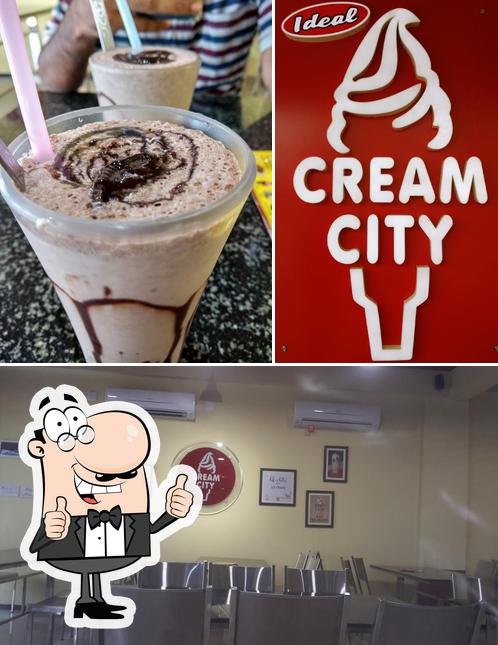 Look at this picture of Cream City Ice Cream Parlour