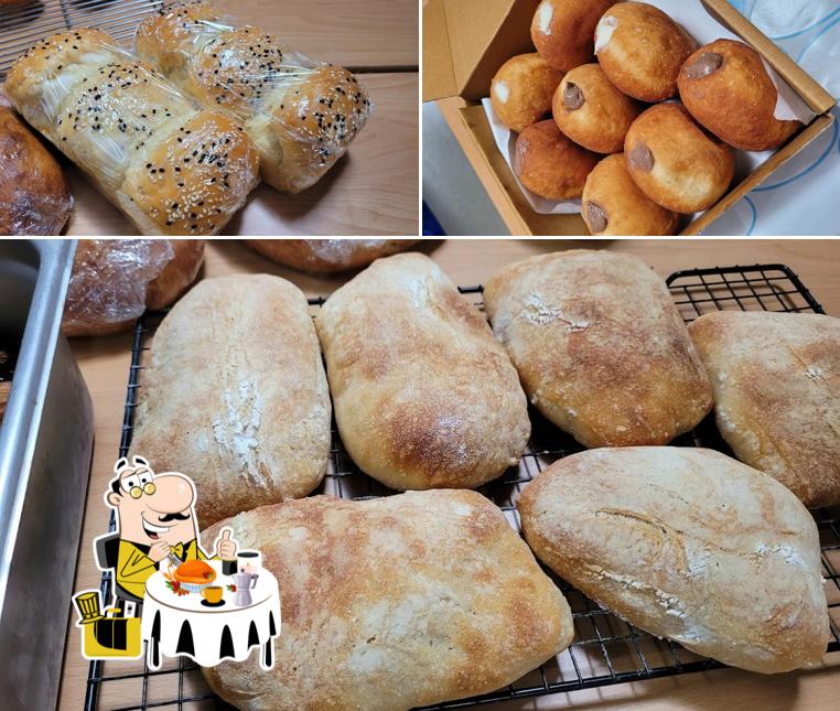 Food at La Artisan Bakery