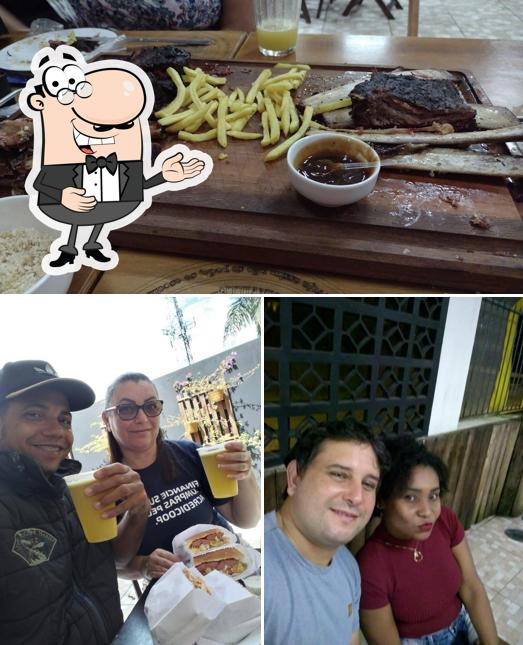 Here's a picture of Cemita Burger & BBQ