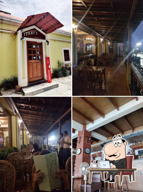 The interior of Terry's Restaurant Betim