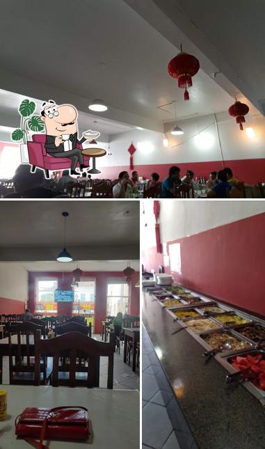 Veja imagens do interior do Restaurante Hong Kong