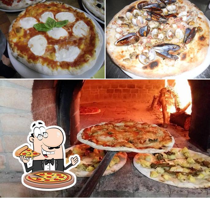 Prenditi una pizza a Ristorante Pizzeria Elfaga