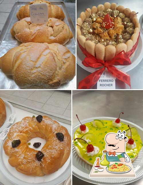 Comida em Padaria & Doceria Santo Antônio