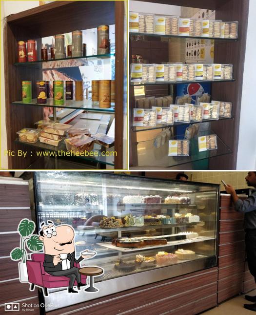 Check out how Just Bake looks inside