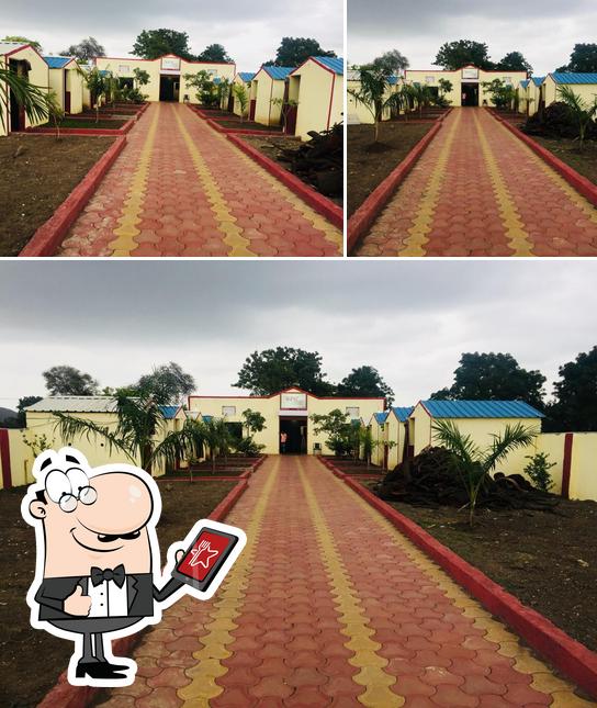 Hotel Swara Garden Restaurant & Bar