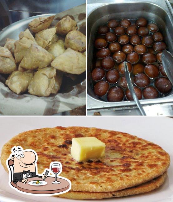 Food at DilliWala - Flavors of North