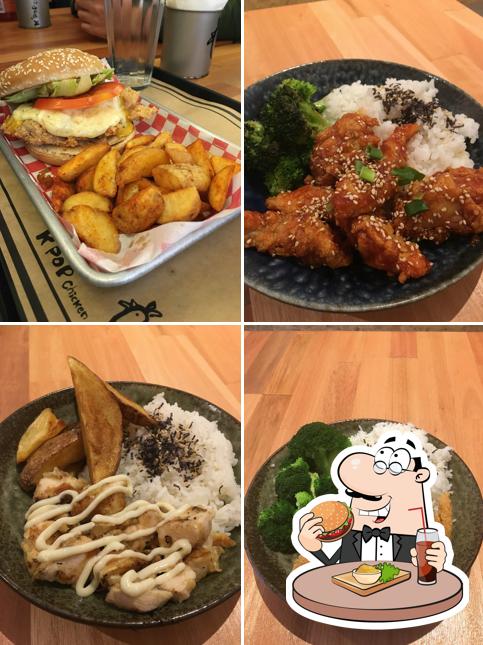 Hambúrguer em K´Pop Chicken Jardins
