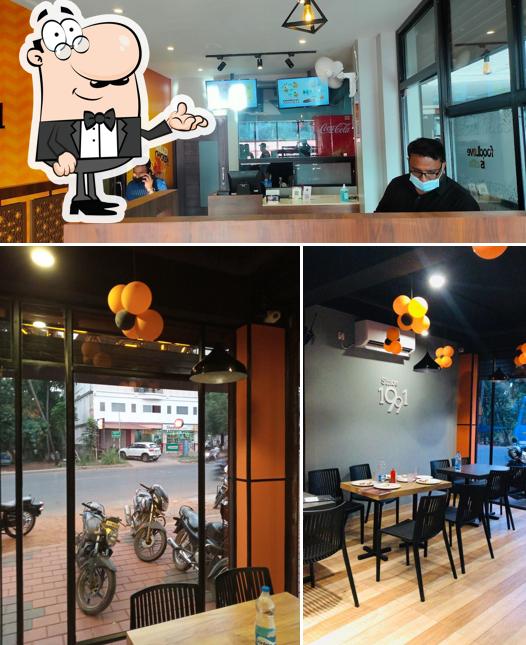 The interior of Albaik Feasto Express