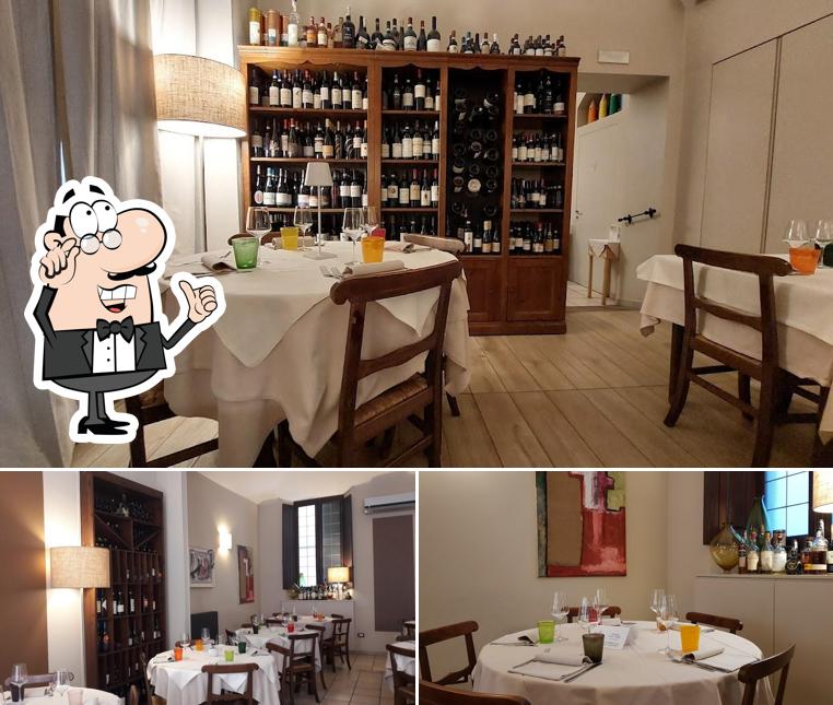 Siediti a un tavolo di Osteria della Luna in Brodo