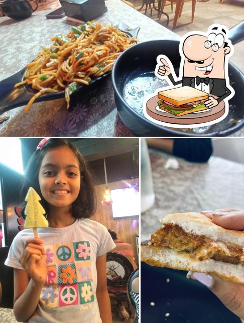 Grilled cheese sandwich at Zippyfeed Cafe - Wai