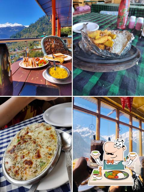 Food at Pink Floyd Cafe Tosh