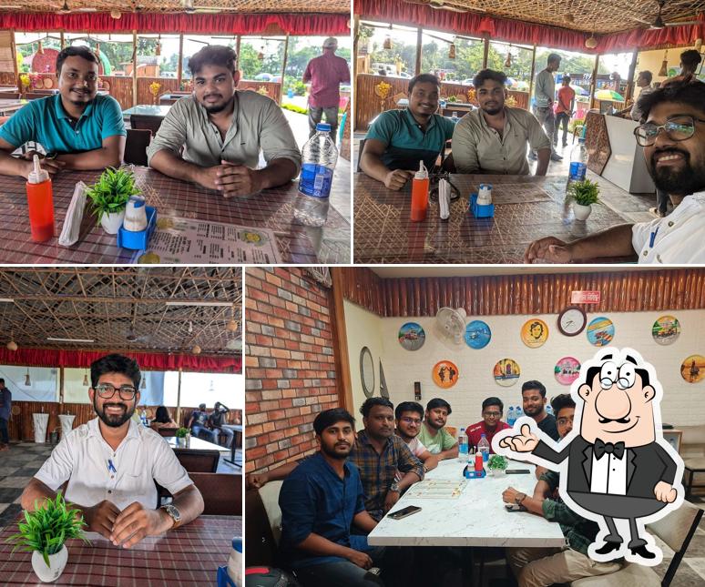 Ghore-O-Baire Restaurant