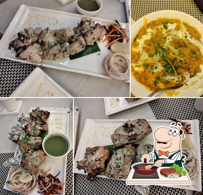 Order meat dishes at Moti Mahal Delux