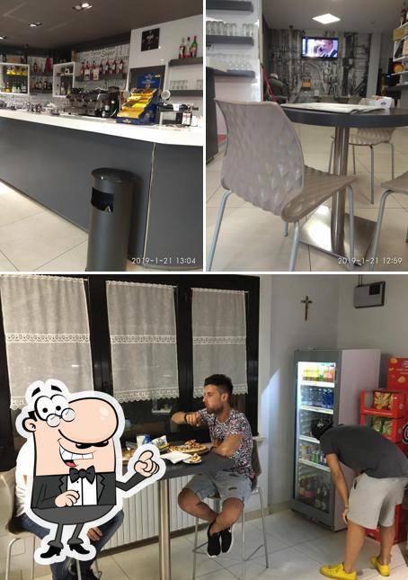 Gli interni di Bar Platano