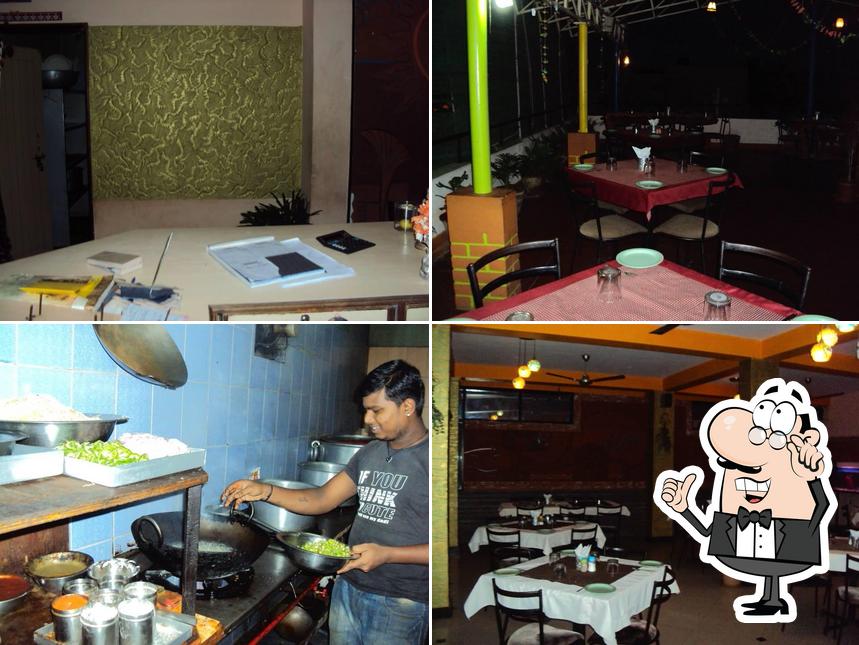 Check out how Savi Dine looks inside