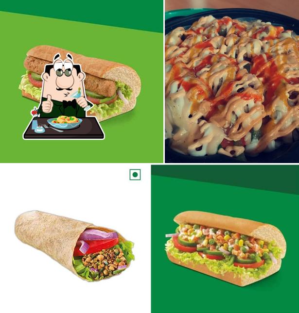 Food at Subway Sector 5 Salt Lake Kolkata
