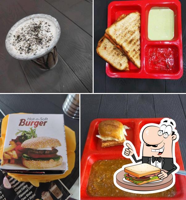 Jhansi Pav Bhaji Corner