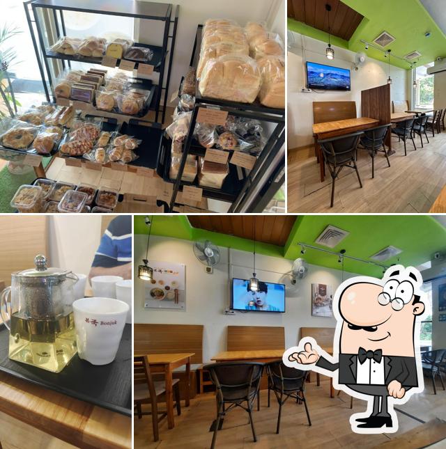 Check out how Mommy Yummy Korean Restaurant & Cafe looks inside